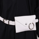 صورة حقيبة بيضاء على شكل حزام نسائي (مع طباعة الاسم)