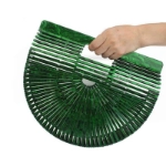 صورة حقيبة يد أكريليك خضراء نسائي