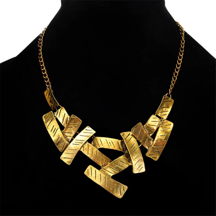 Picture of Golden Necklace Model 294 For Women