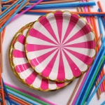 Picture of Pink And White Pattern Paper Plate