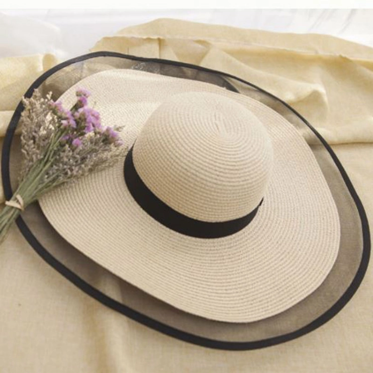 صورة قبعة صيفية بيج للنساء 