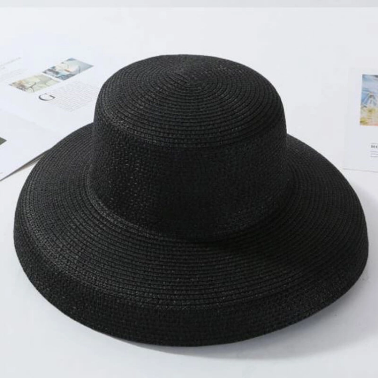 صورة قبعة سوداء للصيف للنساء