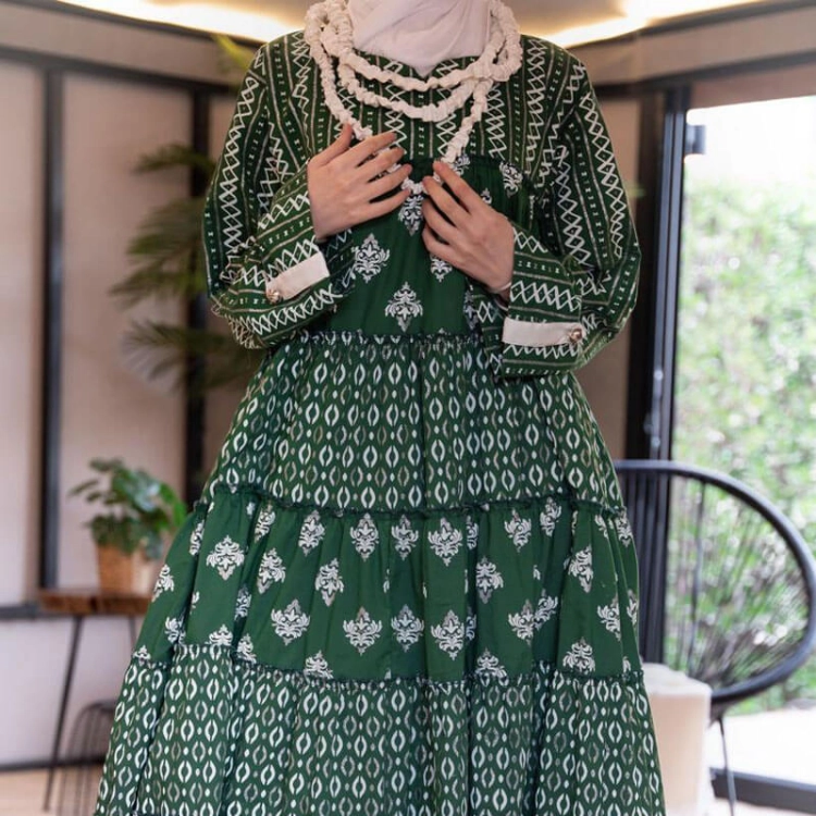 Picture of Green Embroidery Ramadan Dress For Women