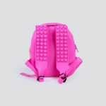صورة حقيبة ظهر بتصميم البوب الوردي