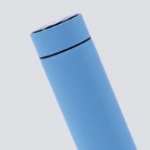 صورة حافظة مشروبات مع مقياس حرار أزرق 500 مل (مع إمكانية طباعة الاسم)