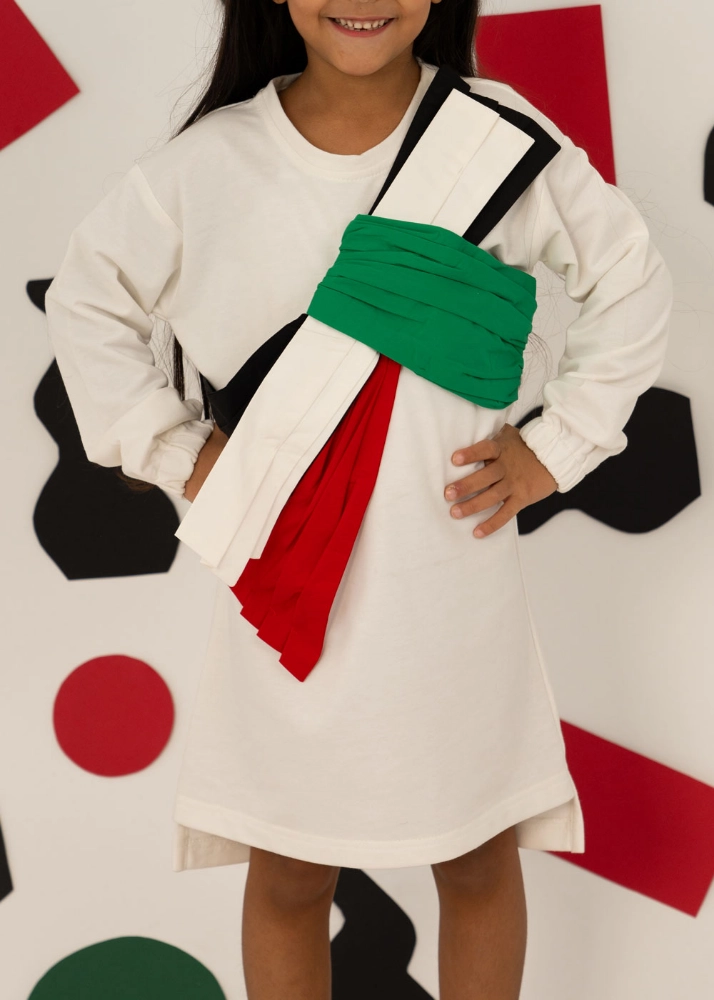 Picture of 7474 White Tshirt With Kuwait Color Belt National Day For Girl KND-24